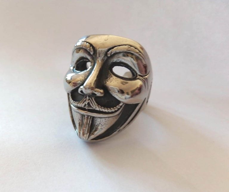 Anonymous Ring – Art Of Silver Jewellery